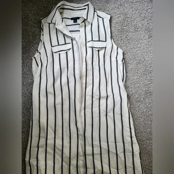 ann taylor black and white striped dress NWT Ann Taylor LOFT GEO STRIPE FLIPPY Stylist Cute Adorable Fall Winter  DRESS